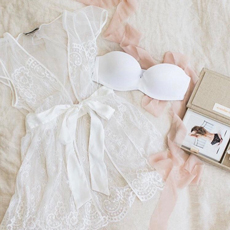 Complete your look. @m_tia98 looking dreamy in the Nude Stay-Up Strapless. ✧ #upbra #rosegold #babe #upbrabra